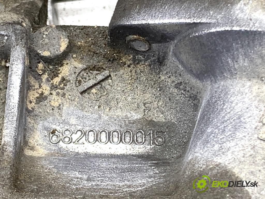 VOLVO V70 II Kombi 2000 103 kW 2.5 TDI 2460 řízení volantu řízení P8638614