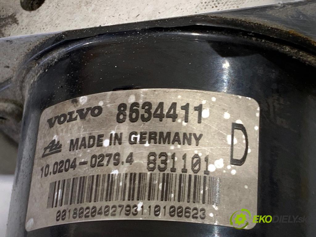 VOLVO V70 II Kombi 2000 103 kW 2.5 TDI 2460 Pumpa ABS 8634411 (Pumpa ABS)
