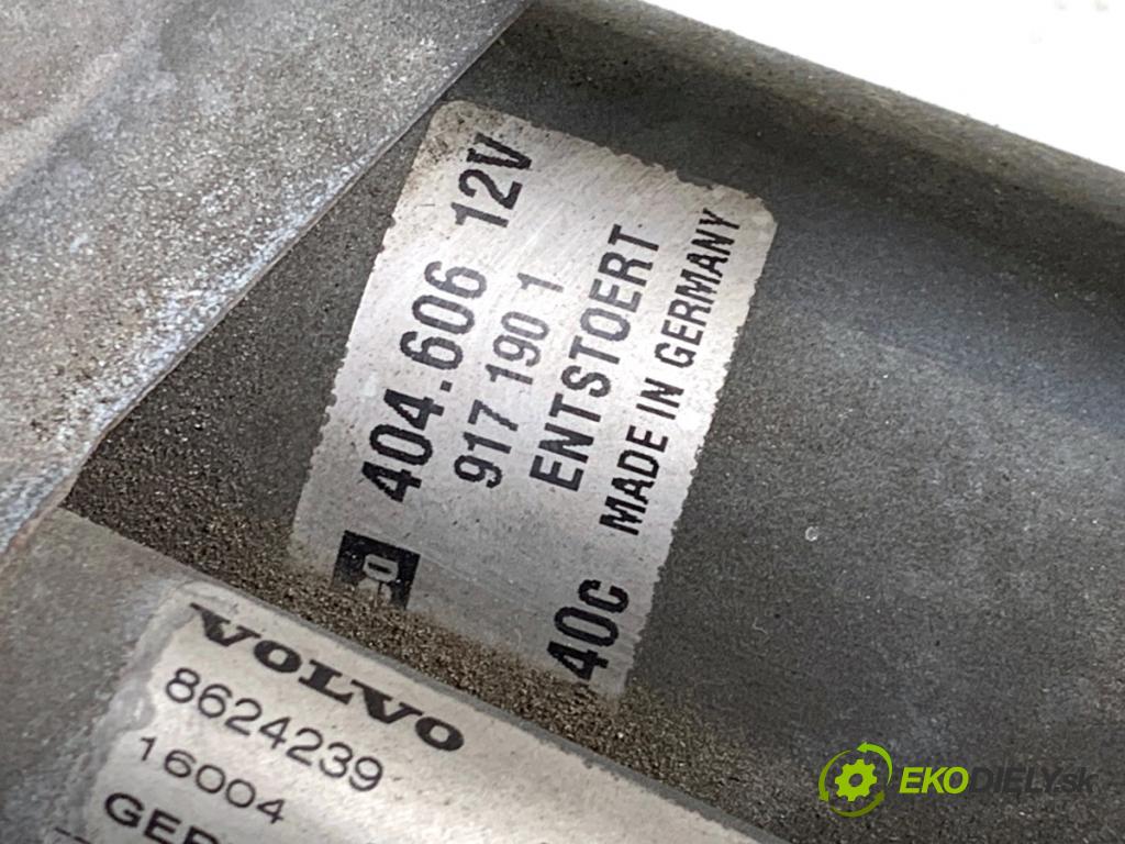 VOLVO V70 II Kombi 2000 103 kW 2.5 TDI 2460 Mechanizmus stieračov predný 8624239 (Motorček stieračov predný)