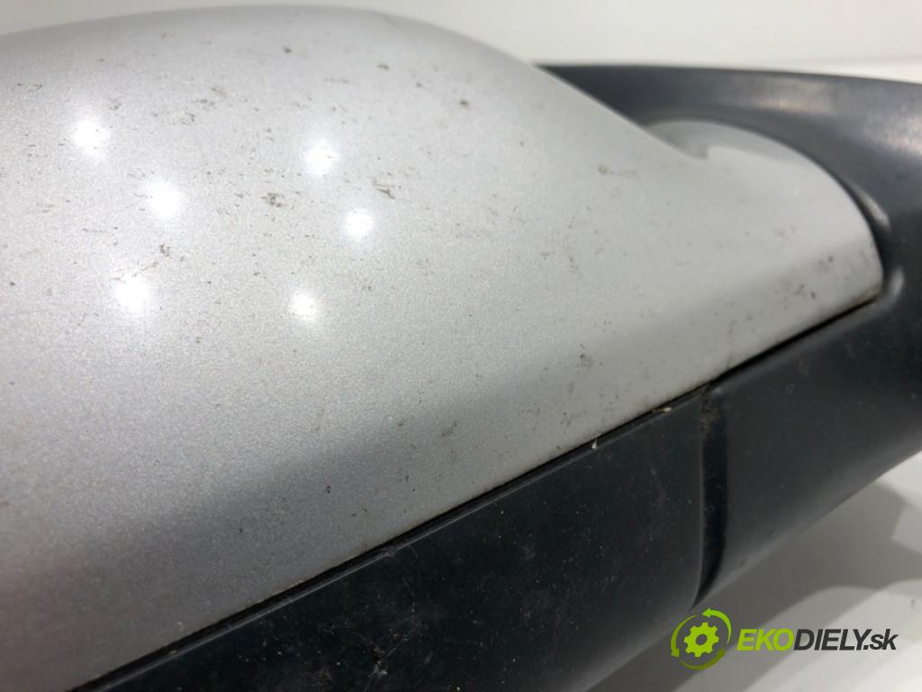 VOLVO V70 II Kombi 2000 103 kW 2.5 TDI 2460 Spätné zrkadlo pravy