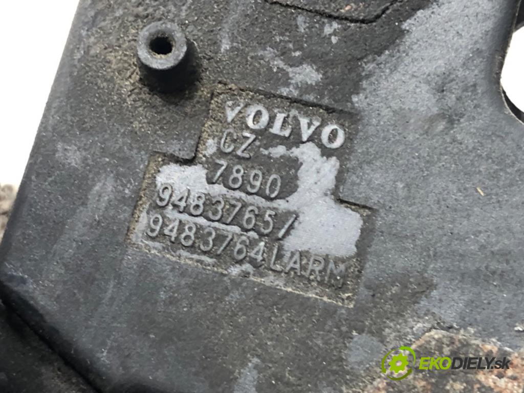 VOLVO V70 II Kombi 2000 103 kW 2.5 TDI 2460 Lanko kapoty