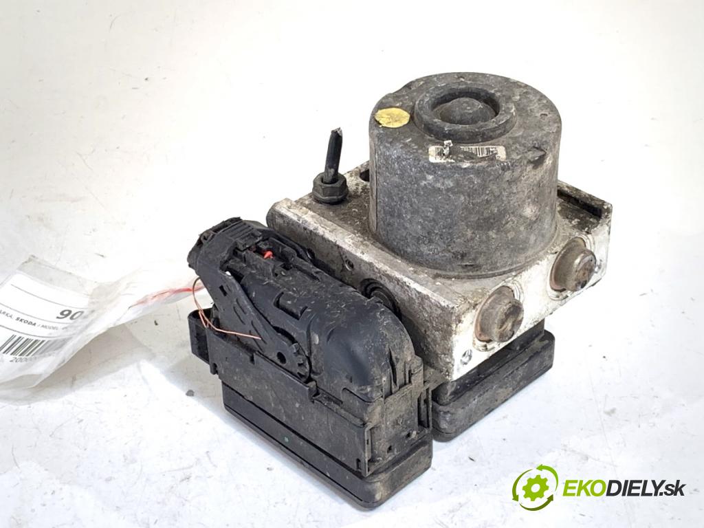 SKODA OCTAVIA II liftback 2004 103 kW 2.0 TDI 1968 pumpa ABS 1K0614117G (Pumpa ABS)