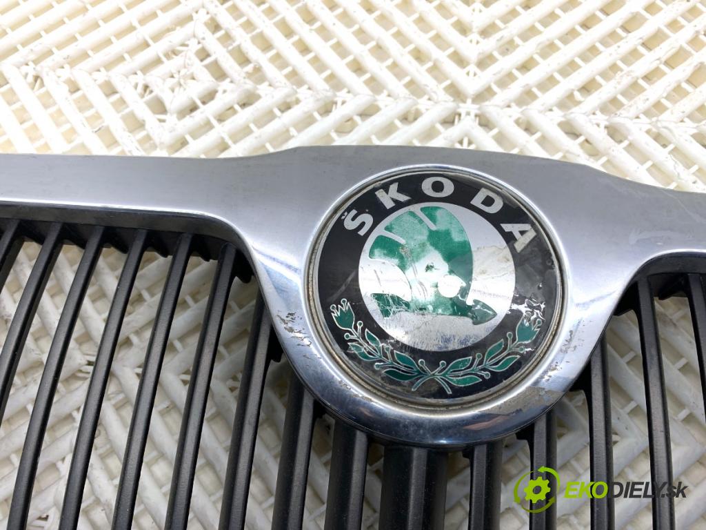 SKODA OCTAVIA II liftback 2004 103 kW 2.0 TDI 1968 Mriežka maska 1Z0853668 (Mriežka predná (maska chladiča))