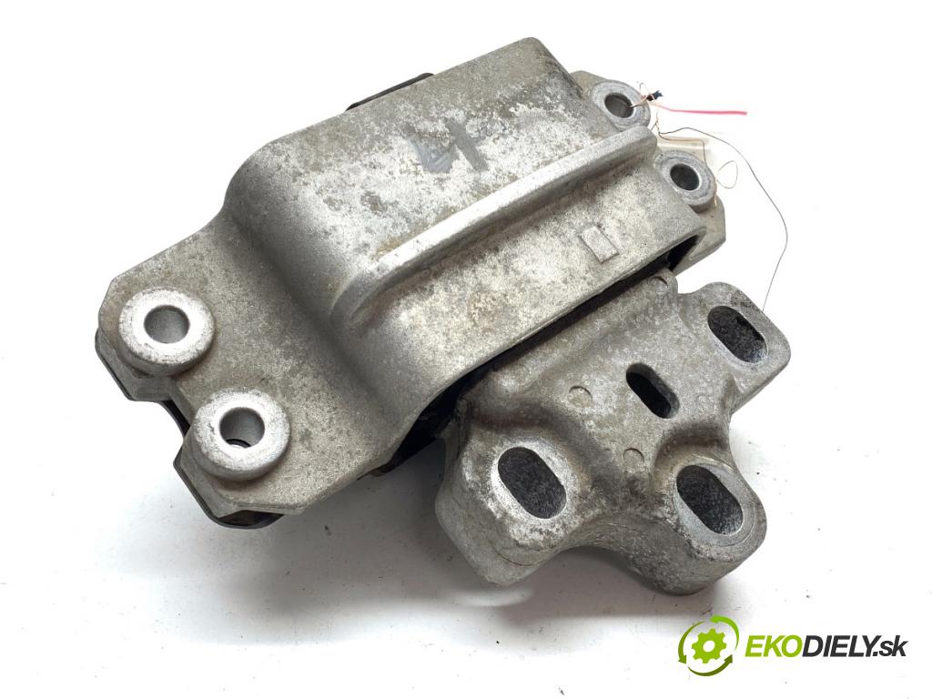 SKODA OCTAVIA II liftback 2004 103 kW 2.0 TDI 1968 AirBag Motor ľavy 1K0199262