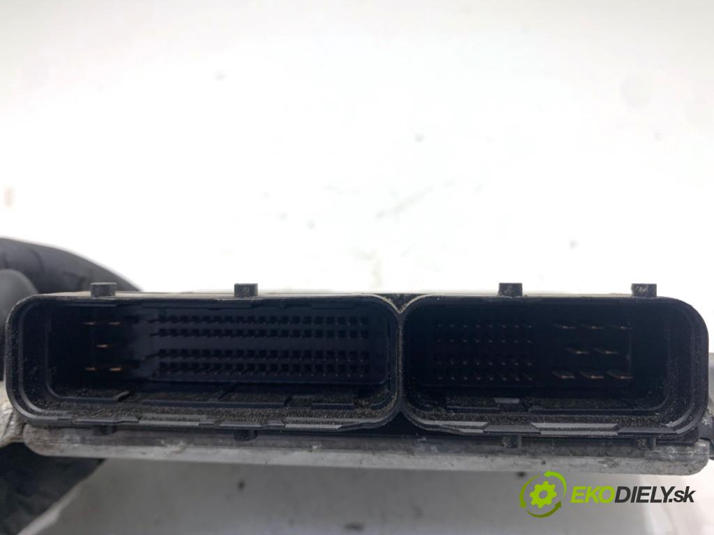 FIAT DUCATO II Autobus 2002 81 kW 2.3 JTD 2286 riadiaca jednotka Motor 1329236080 (Riadiaca jednotka)