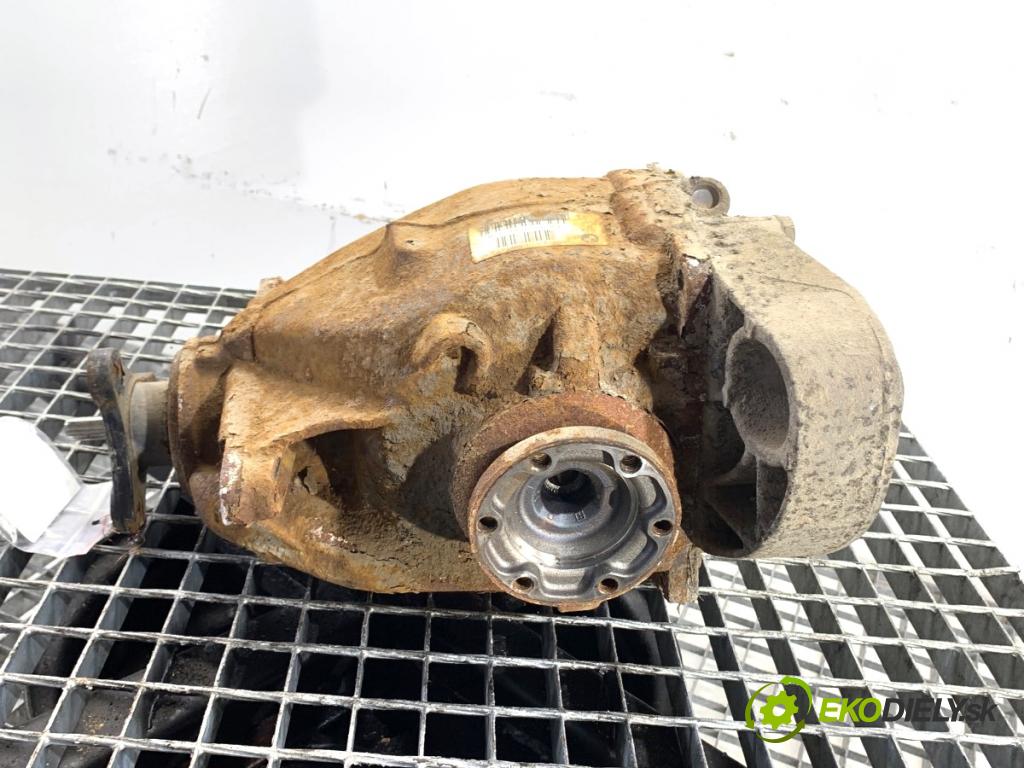 BMW E90 sedan 2006 120 kW 320 d 1995 Most diferenciál zadní část 7556678