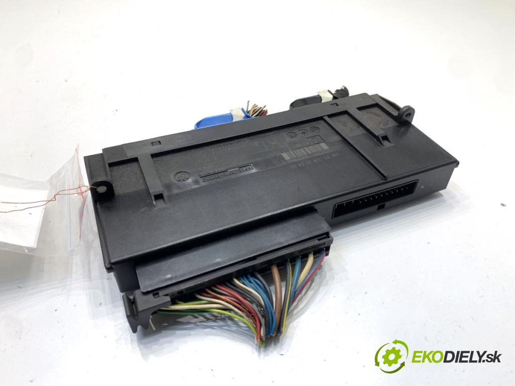 BMW E90 sedan 2006 120 kW 320 d 1995 Modul svetiel 9134479 (Riadiaca jednotka ostatné)