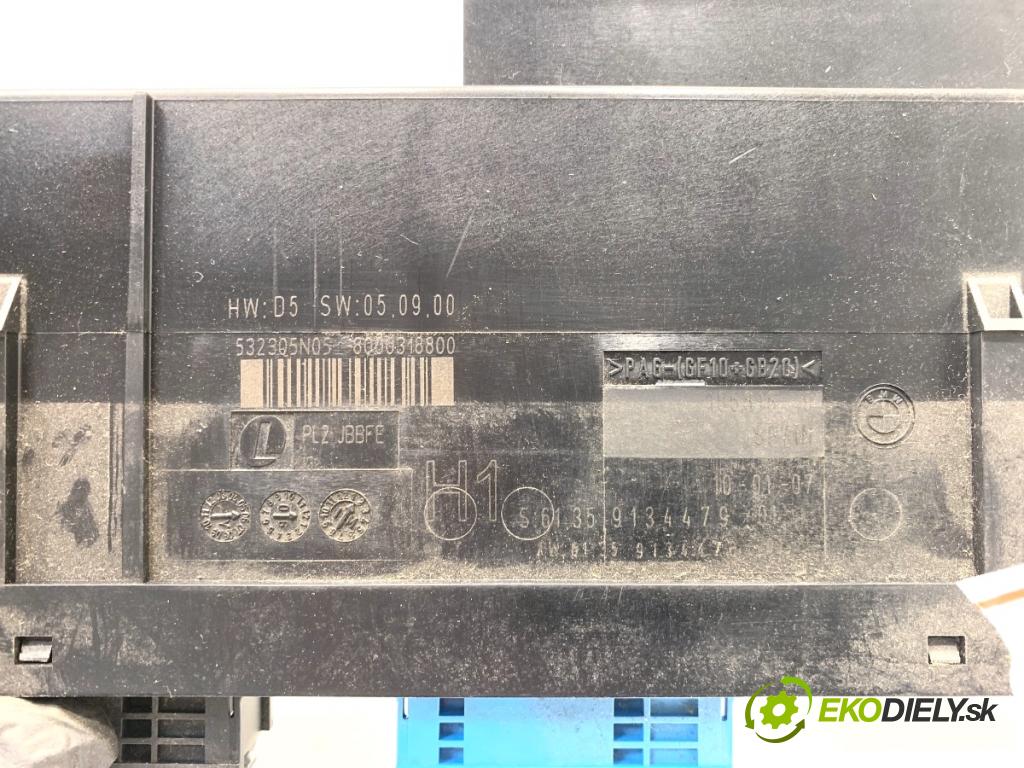 BMW E90 sedan 2006 120 kW 320 d 1995 modul světel 9134479 (Řídící jednotka ostatní)