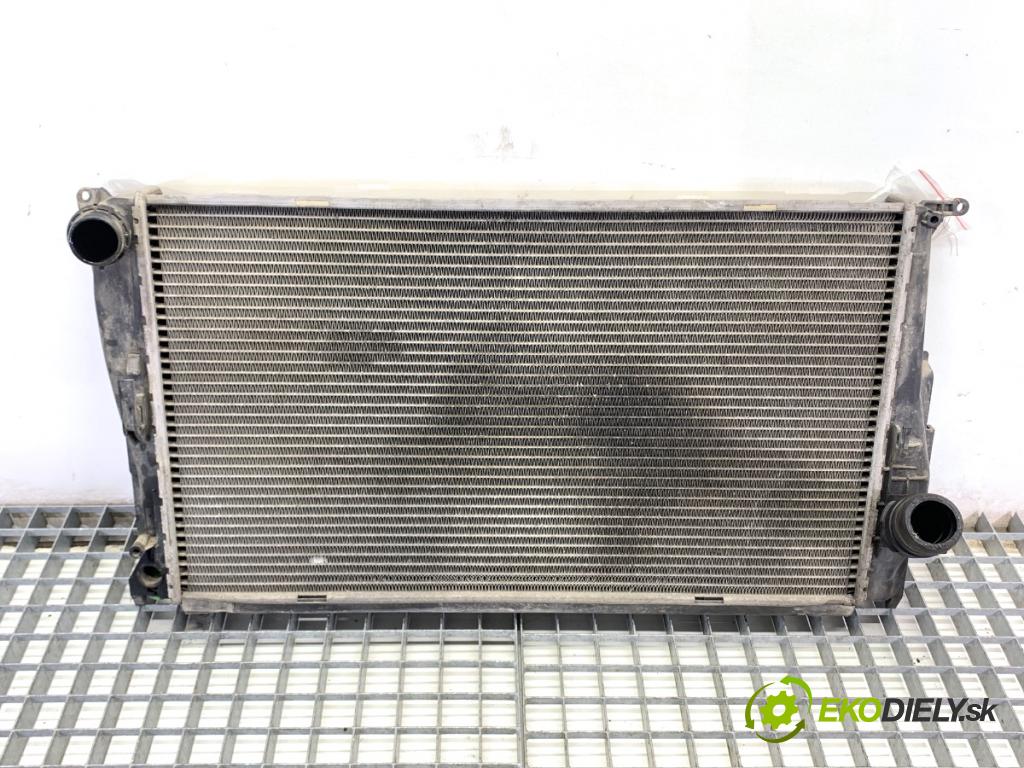 BMW E90 sedan 2006 120 kW 320 d 1995 chladič vody 7788901 (Vodní chladič)