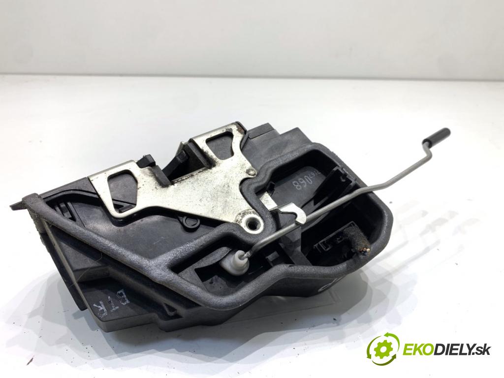 BMW E87 liftback 2005 90 kW 118 d 1995 zámok dveře pravý přední část 7167068