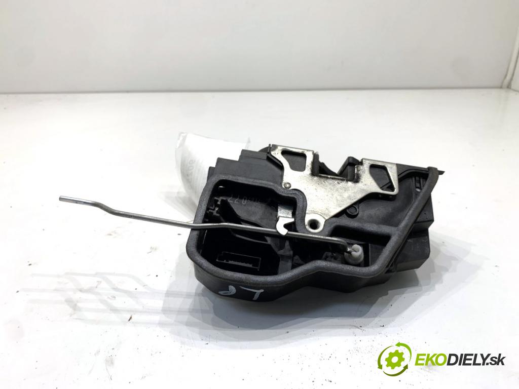BMW E87 liftback 2005 90 kW 118 d 1995 zámok dveře levý přední část 7167077
