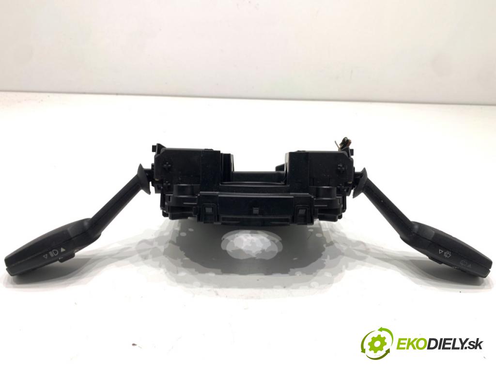 BMW E87 liftback 2005 90 kW 118 d 1995 přepínač kombinovaný 6962662 (Páčky pod volantem)