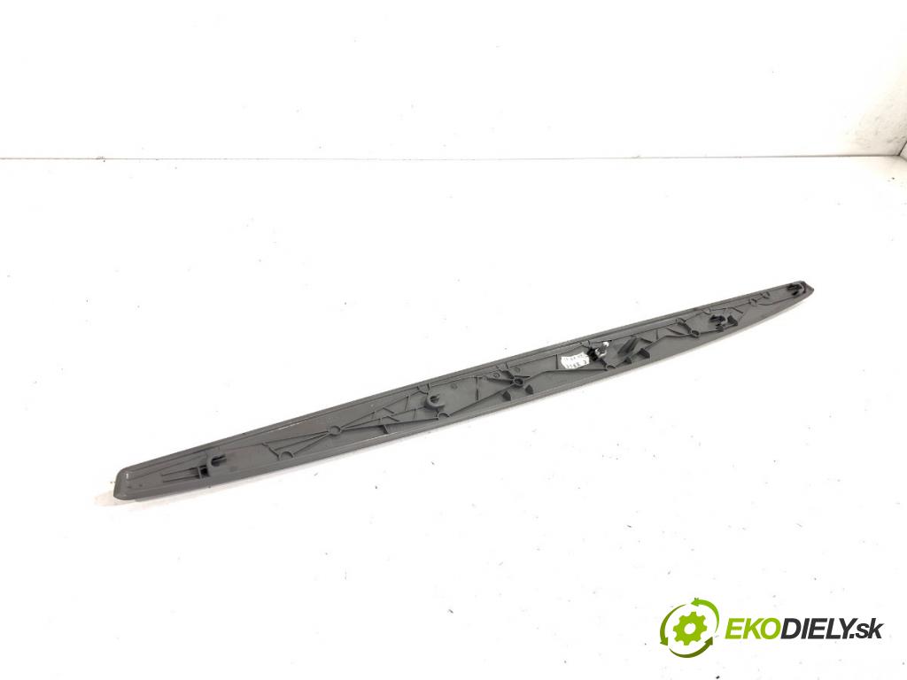 BMW E87 liftback 2005 90 kW 118 d 1995 Lišta kryt 7071272 (Lišta)