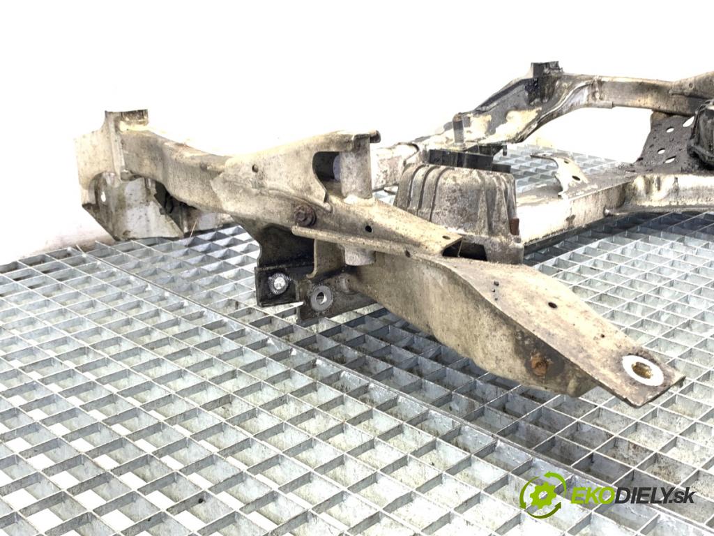 BMW E87 liftback 2005 90 kW 118 d 1995 Výstuha pod Motor (Výstuha predná)