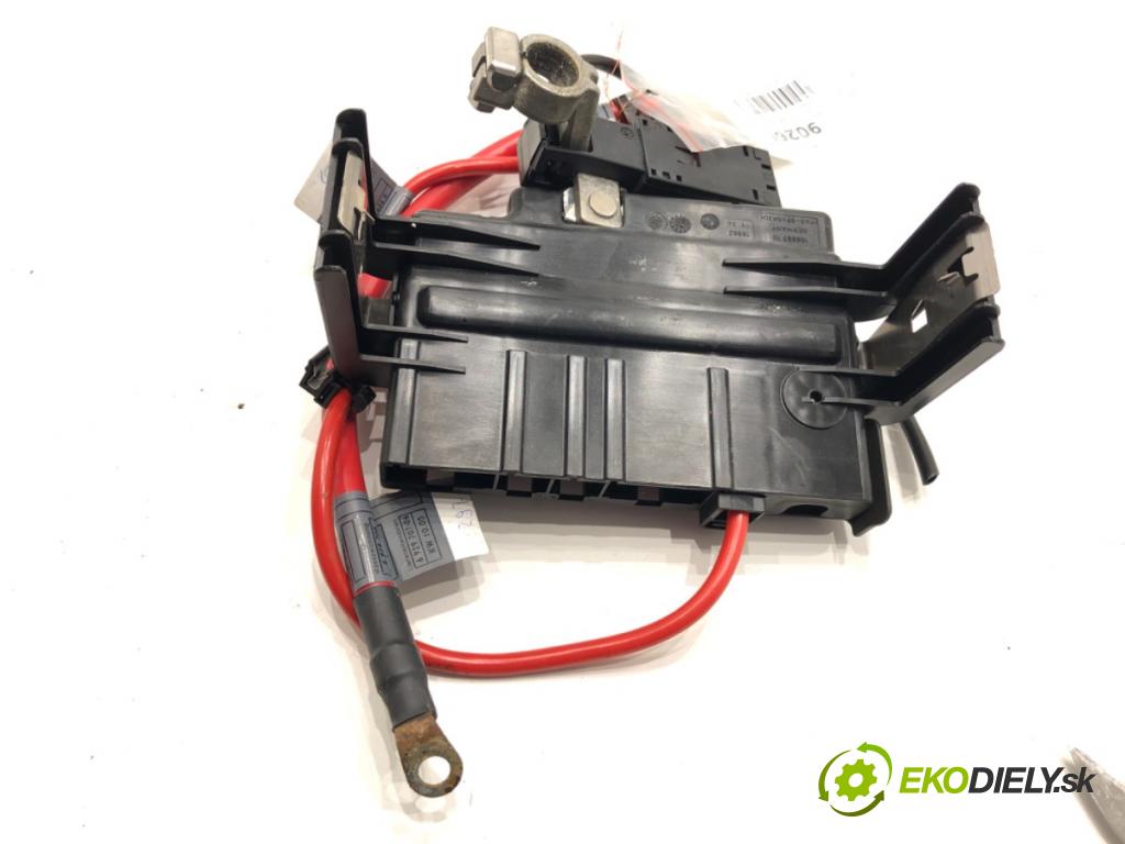 BMW E87 liftback 2005 90 kW 118 d 1995 svorka plus 6929707 6929707
