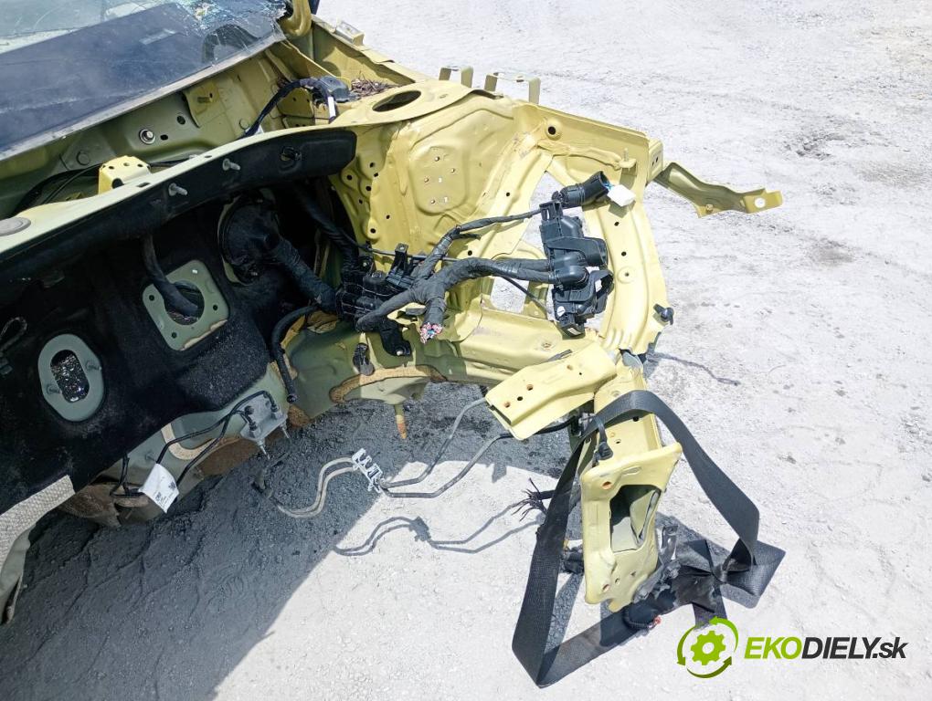 KIA CEED SUV 2022 104 kW 1.6 GDI Hybrid 1580 karoséria ČTVRŤÁK: Blatník prah strecha PODŁUŻNICA