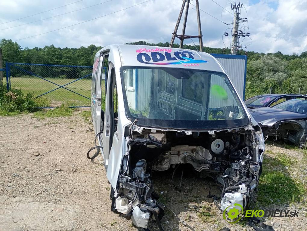 FORD TRANSIT VI Autobus 2019 96 kW 2.0 EcoBlue 1995 KAROSERIA ČTVRŤÁK blatník práh střecha PODŁUŻNICA