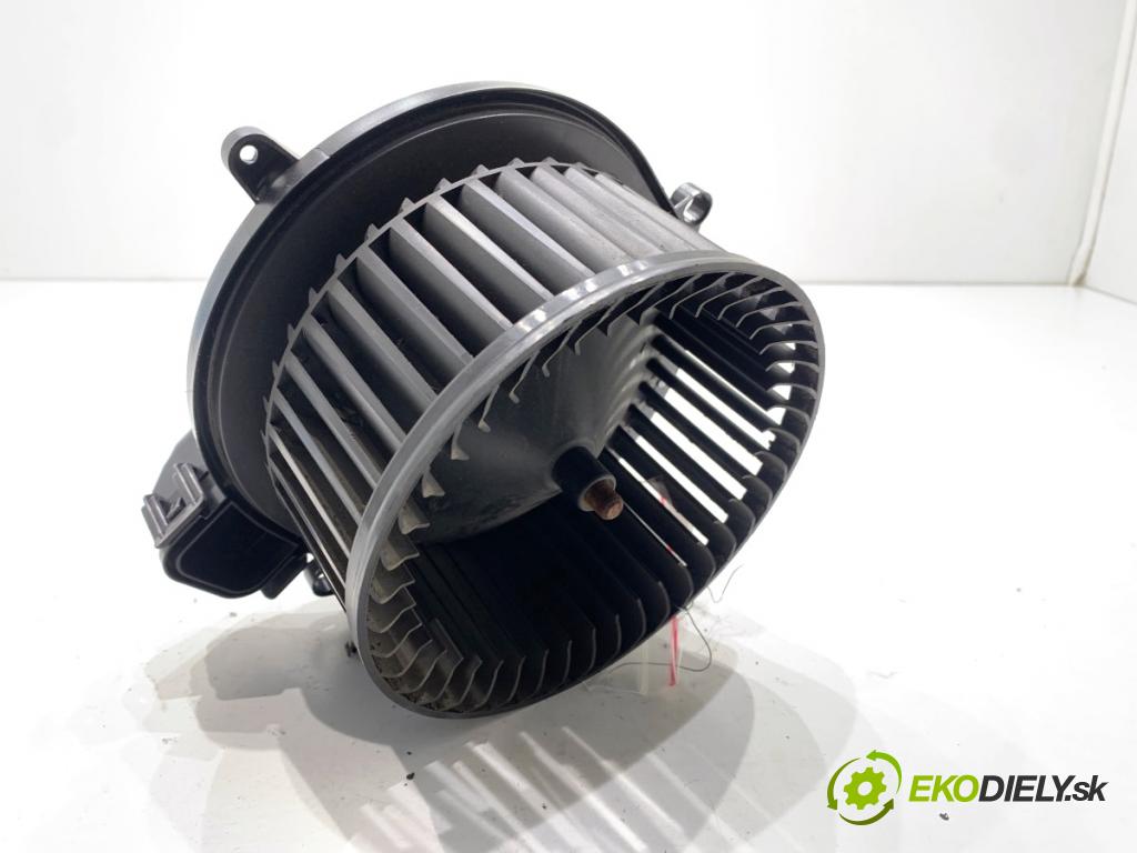 BMW F30 sedan 2015 110 kW 318 d 1995 ventilátor kúrenia 9319919