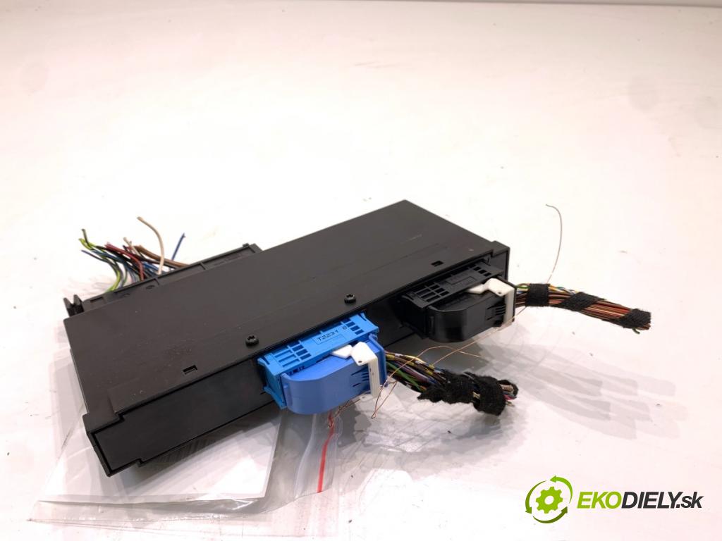 BMW E87 liftback 2005 90 kW 118 d 1995 modul komfortu 6968037 (Komfortní modul)