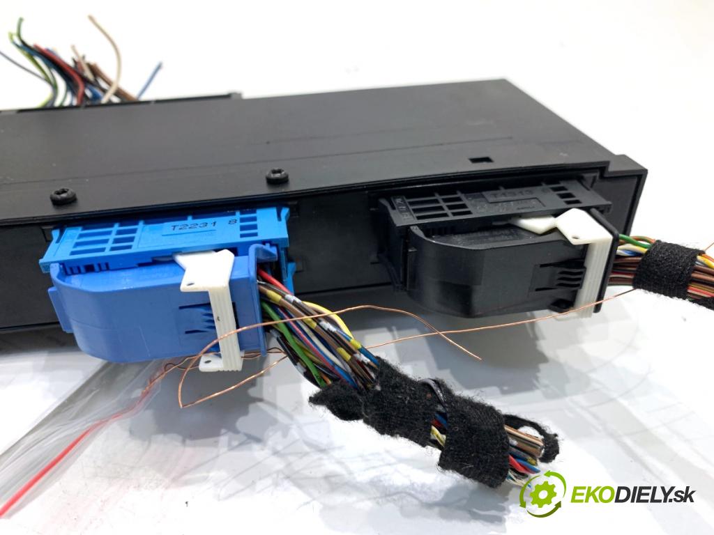 BMW E87 liftback 2005 90 kW 118 d 1995 modul komfortu 6968037 (Komfortní modul)