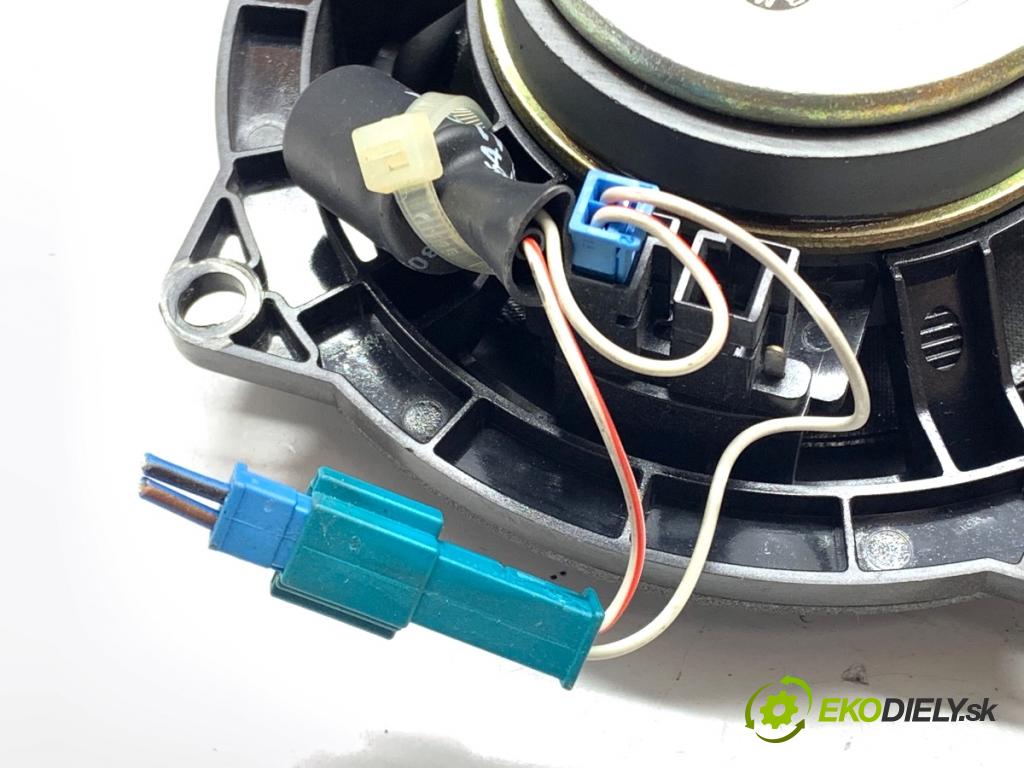 BMW E87 liftback 2005 90 kW 118 d 1995 reproduktory 43040741975