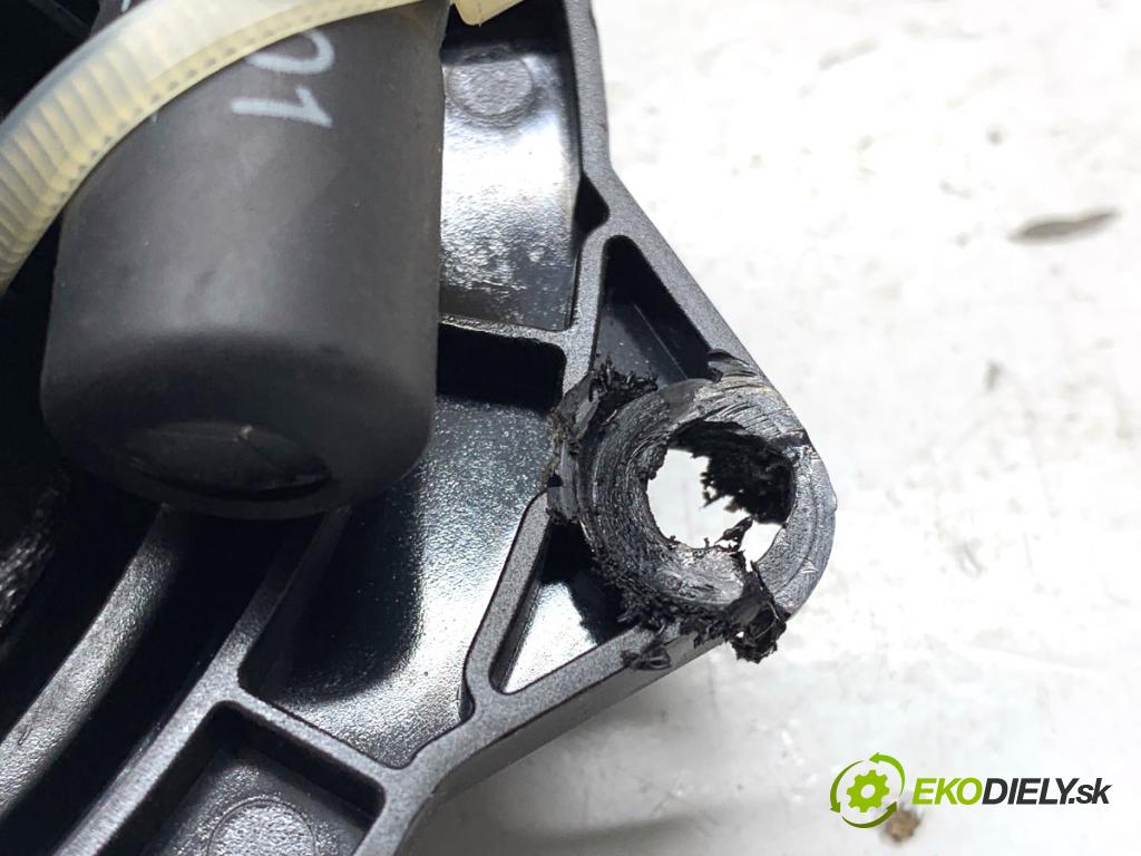 BMW E87 liftback 2005 90 kW 118 d 1995 reproduktory 43040741975