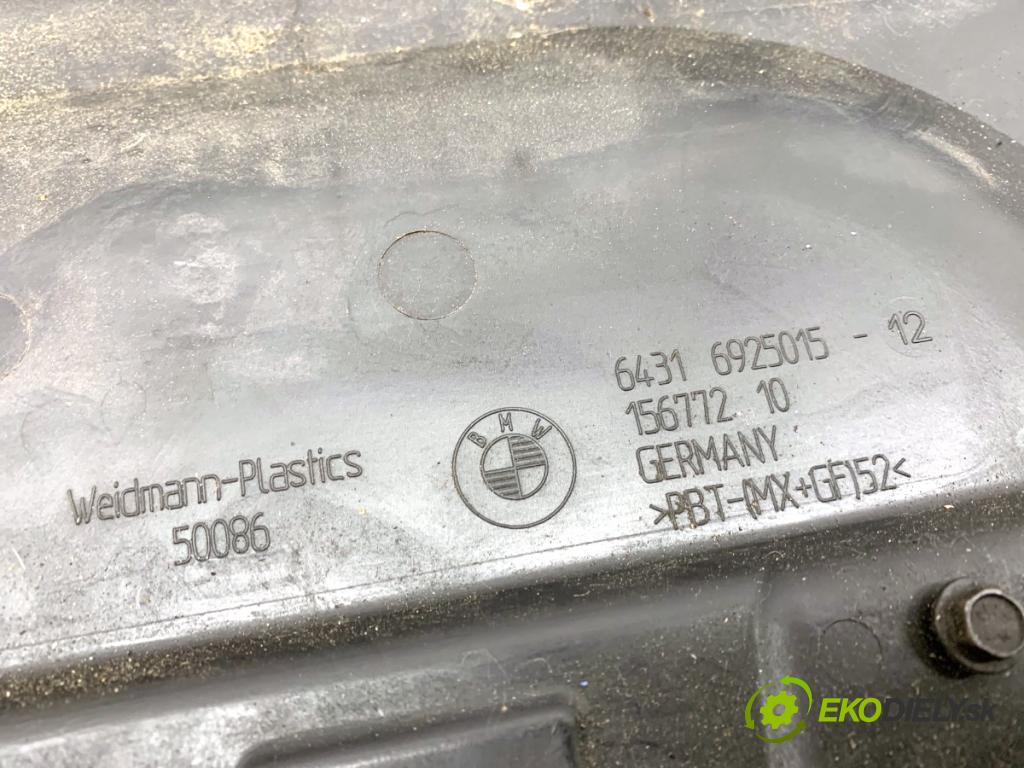 BMW E87 liftback 2005 90 kW 118 d 1995 Torpédo, plast pod čelné okno 6925015 57550913 (Torpédo (plast pod čelným sklom))