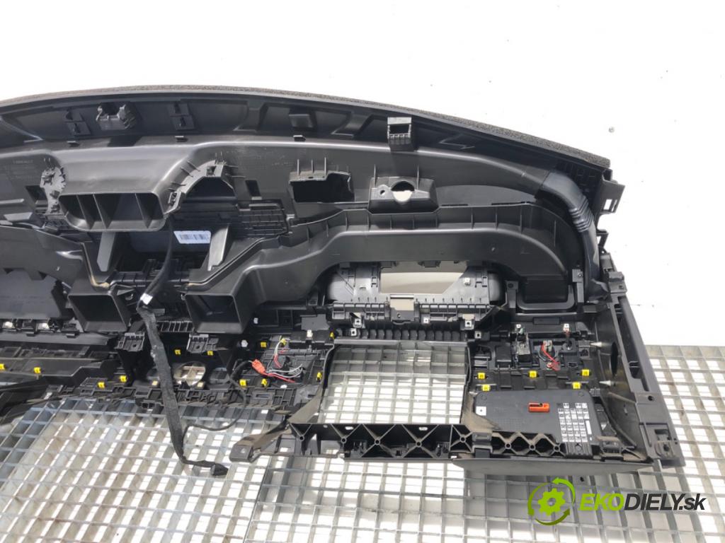 OPEL MOVANO B Autobus 2021 120 kW 2.3 CDTI FWD (JV) 2298 Palubná doska (Palubná doska)