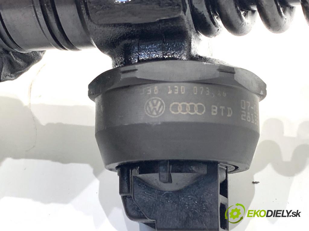 VW PASSAT B6 sedan 2007 77 kW 1.9 TDI 1896 vstřikovací ventily 038130073AG