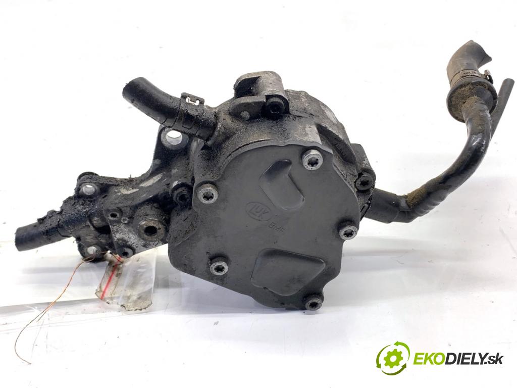 VW PASSAT B6 sedan 2007 77 kW 1.9 TDI 1896 pumpa vakuová 038145209N