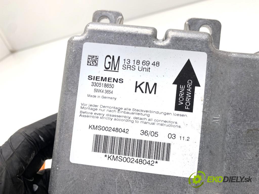 OPEL VECTRA C Kombi 2005 110 kW 1.9 CDTI (F35) 1910 senzor airbag 13186948 (Snímač)