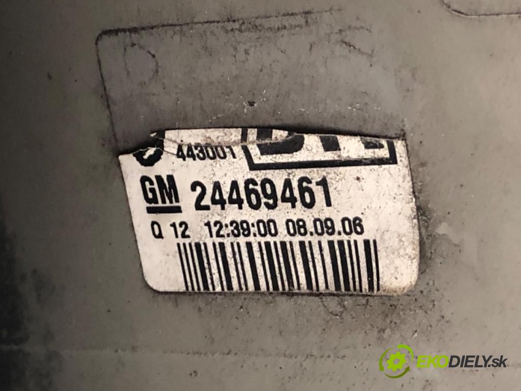 OPEL VECTRA C Kombi 2005 110 kW 1.9 CDTI (F35) 1910 Svetlo ľavy zad 24469461