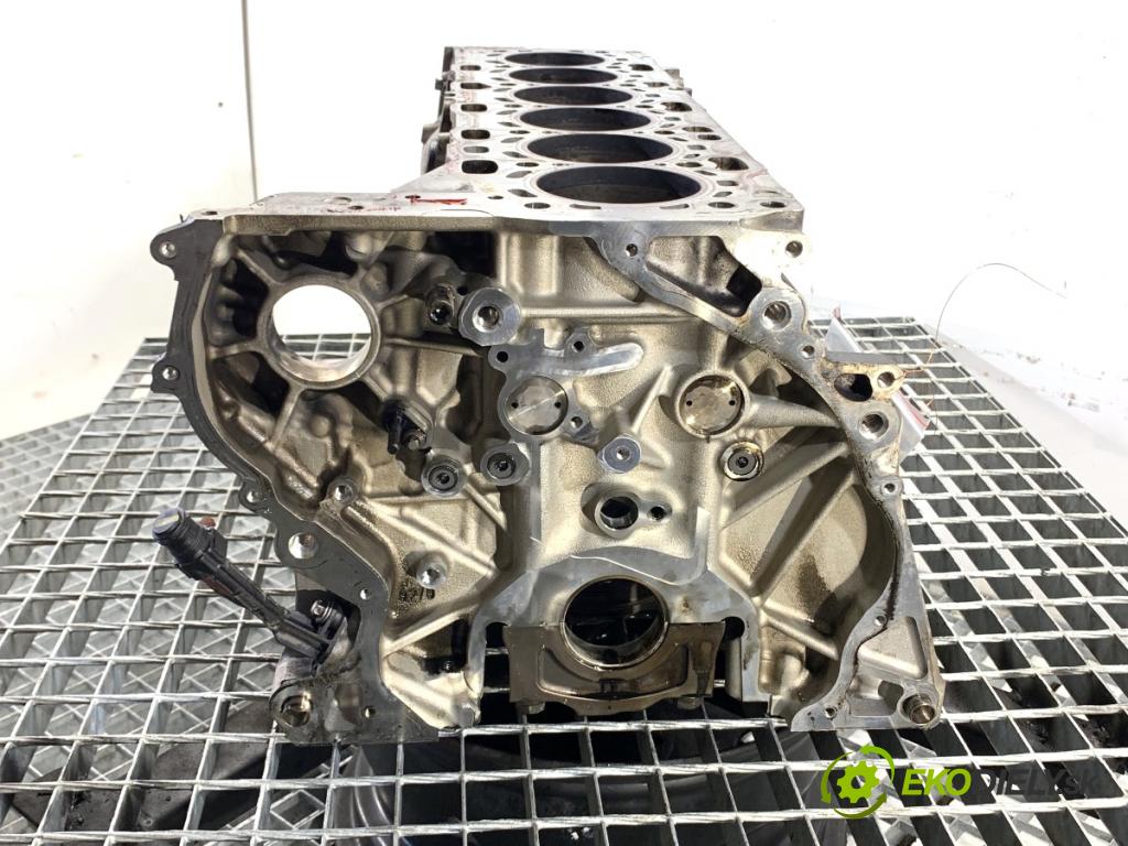 BMW G05 SUV 2020 294 kW xDrive M 50 d 2993 blok Motor 8575501 (Blok motora)