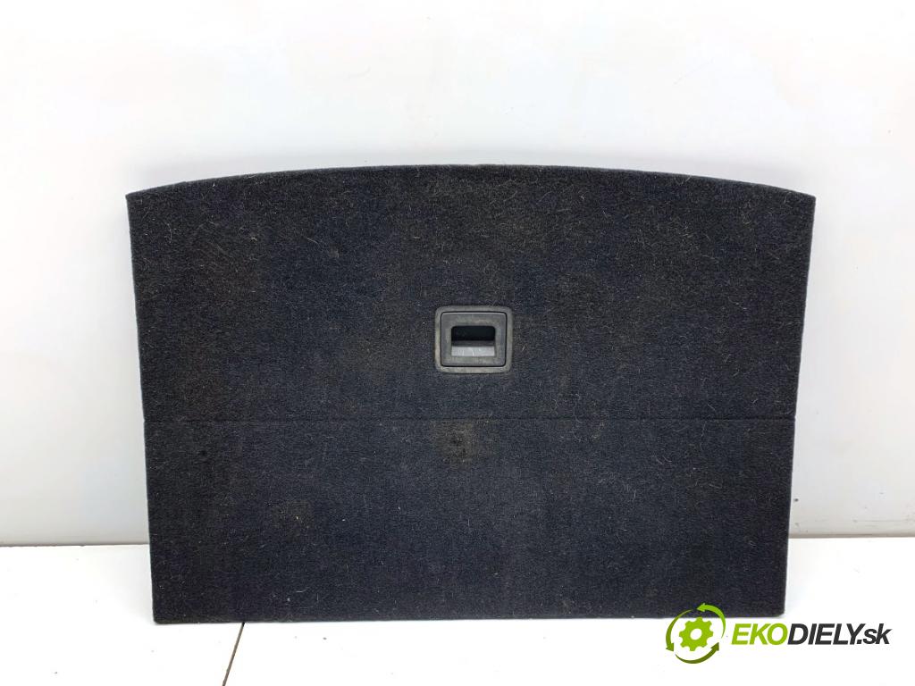 VW GOLF VI Kombi 2010 77 kW 1.6 TDI 1598 KRYTINA: kufra 1K9863463B