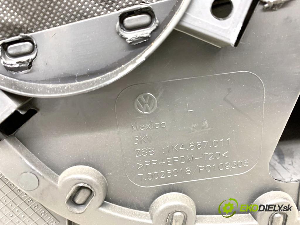 VW GOLF VI Kombi 2010 77 kW 1.6 TDI 1598 čalúnenie Dvere ľavy predný