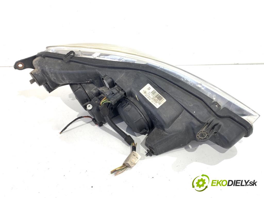 PEUGEOT 607 sedan 2006 100 kW 2.0 HDI 1997 světlomet levý přední část 9641958880