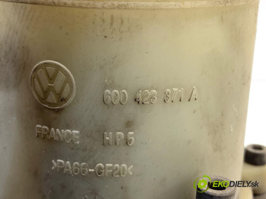 VW FOX liftback 2005 51 kW 1.4 TDI 1422 pumpa servočerpadlo 6Q0423155AH (Servočerpadlo)