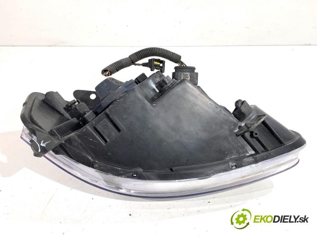 VW FOX liftback 2005 51 kW 1.4 TDI 1422 Svetlomet ľavy predný