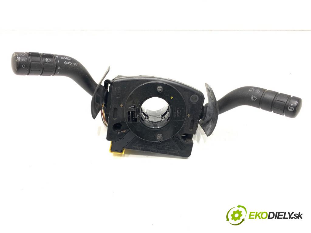 VW FOX liftback 2005 51 kW 1.4 TDI 1422 přepínač kombinovaný 1J0959654AP (Páčky pod volantem)