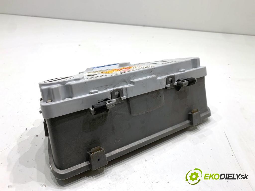 VW FOX liftback 2005 51 kW 1.4 TDI 1422 Prístrojovka 5Z0920820QX (Prístrojová doska)