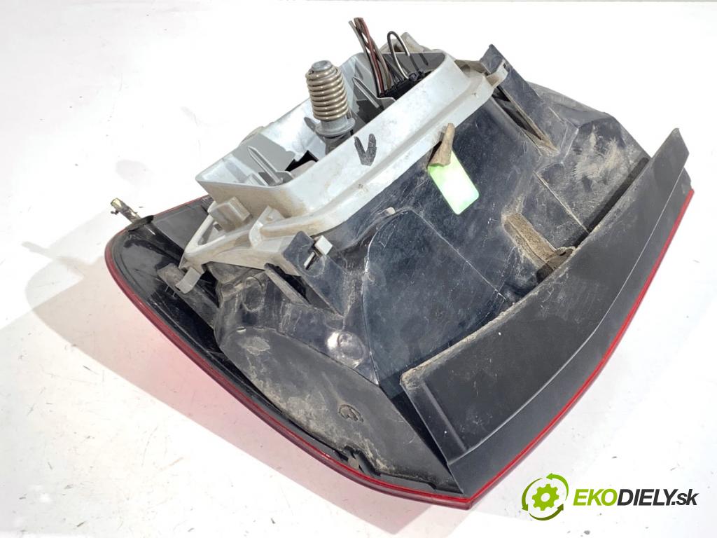 VW FOX liftback 2005 51 kW 1.4 TDI 1422 Svetlo ľavy zad 5Z0945095A