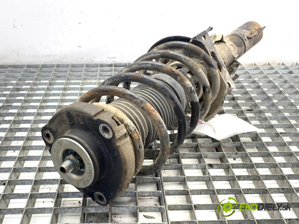 VW FOX liftback 2005 51 kW 1.4 TDI 1422 Tlmič pravy predný