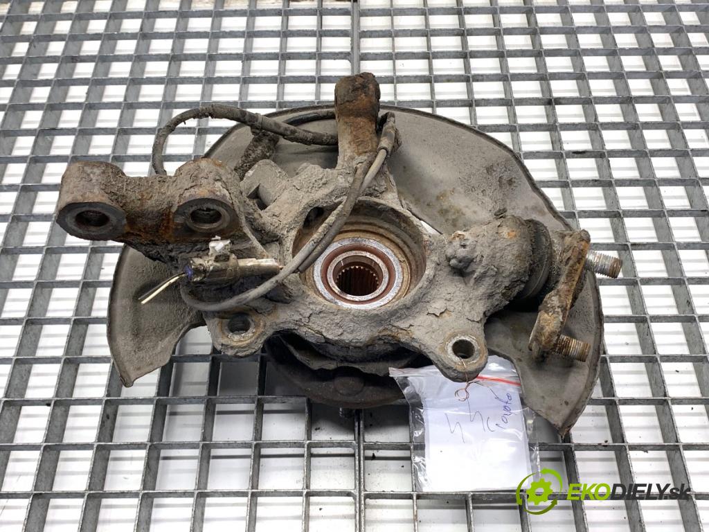 TOYOTA AVENSIS T25 liftback 2004 108 kW 2.0 (AZT250_) 1998 náboj pravy predný