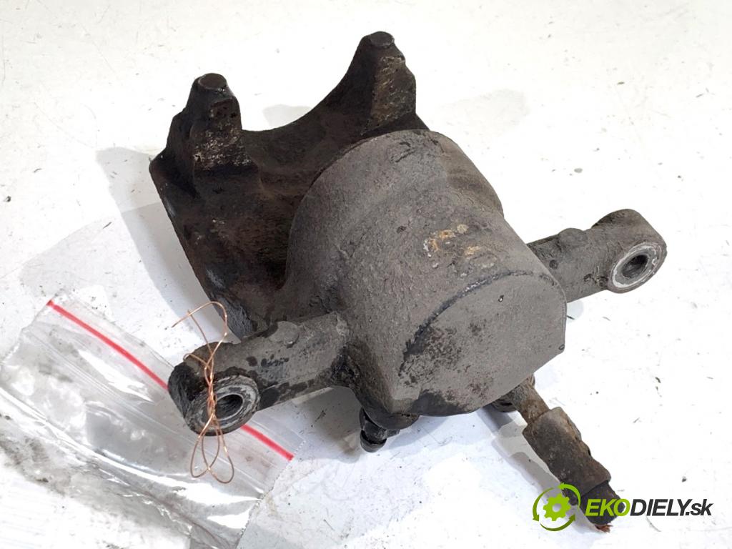 TOYOTA AVENSIS T25 liftback 2004 108 kW 2.0 (AZT250_) 1998 brzdič třmen pravý zadní část