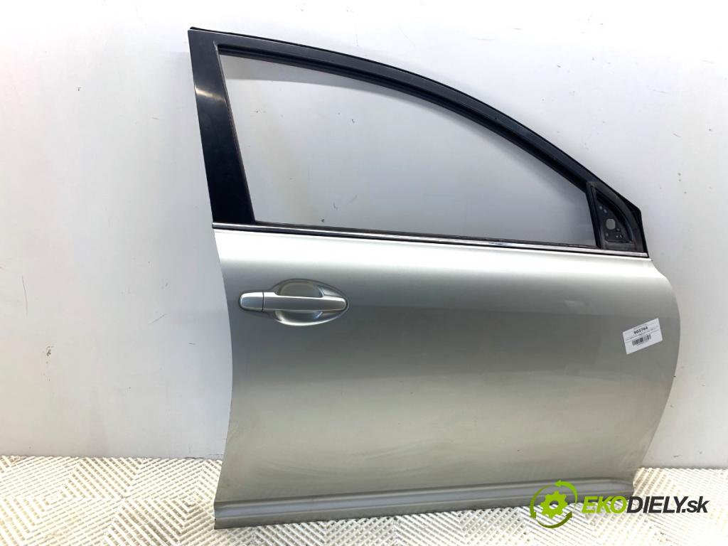 TOYOTA AVENSIS T25 liftback 2004 108 kW 2.0 (AZT250_) 1998 Dvere pravy predný 