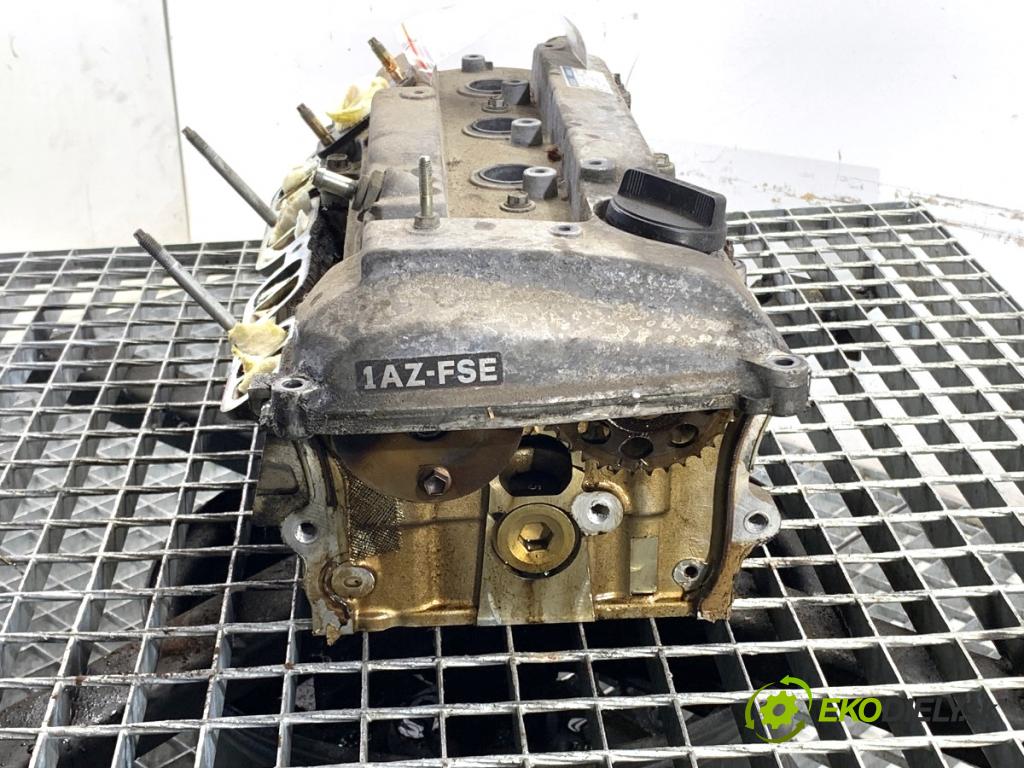 TOYOTA AVENSIS T25 liftback 2004 108 kW 2.0 (AZT250_) 1998 Hlava valcov 1AZ-FSE (Hlava valcov)