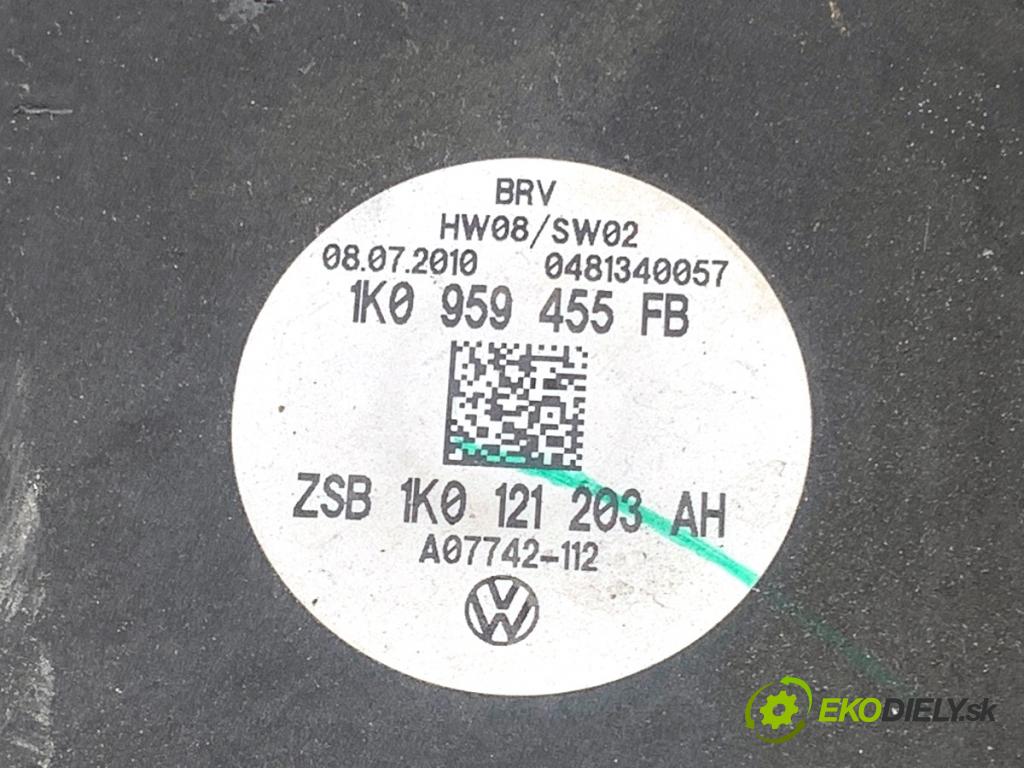 VW GOLF VI Kombi 2010 77 kW 1.6 TDI 1598 Ventilátor chladiča 1K0121205AC (Ventilátor)