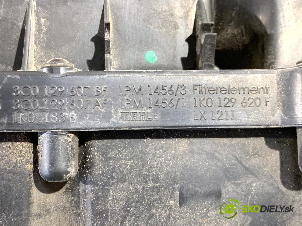 VW GOLF VI Kombi 2010 77 kW 1.6 TDI 1598 Obal filtra vzduchu 3C0129601CA (Obal vzduchového filtra)