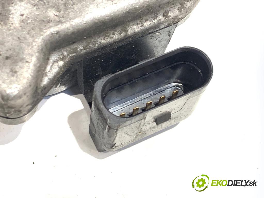 VW GOLF VI Kombi 2010 77 kW 1.6 TDI 1598 Škrtiaca klapka 03L128063J (Škrtiaca klapka)