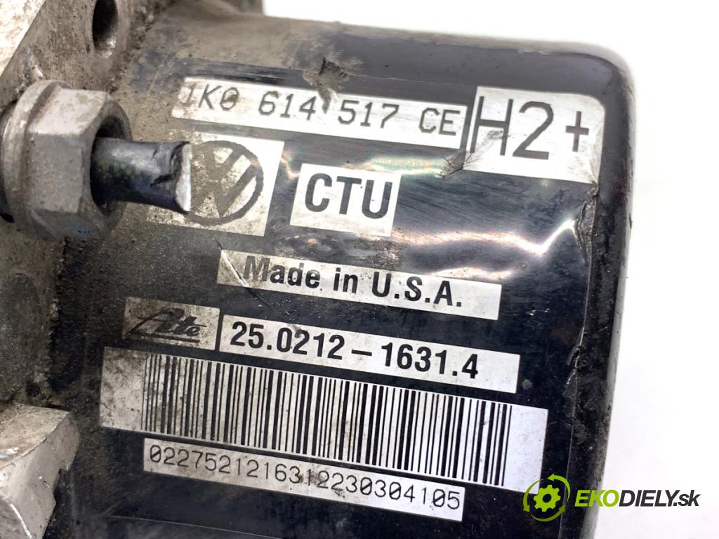 VW GOLF VI Kombi 2010 77 kW 1.6 TDI 1598 pumpa ABS 1K0614517CE (Pumpa ABS)